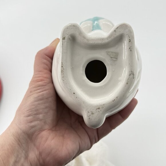 VTG White Easter Ceramic Bunny Rabbit With Roses And A Book - Picture 10 of 10